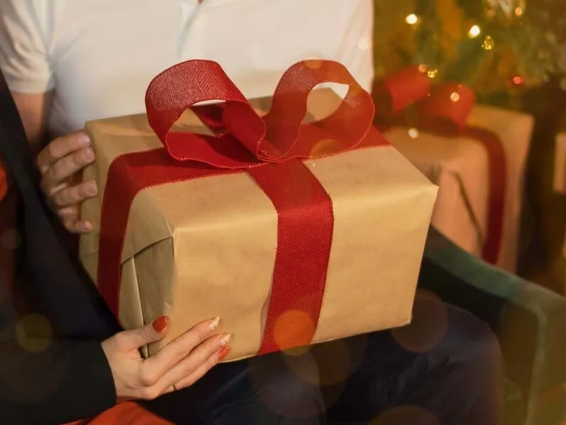 Christmas family photoshoot,christmas postcard,christmas photo day near me, family photographer,